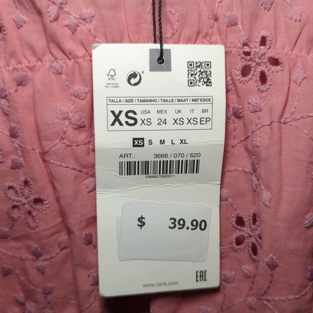 Zara Embroidered Eyelet Puff Sleeve Smocked Cropped Blouse Pink NEW Size XS - Picture 3 of 7